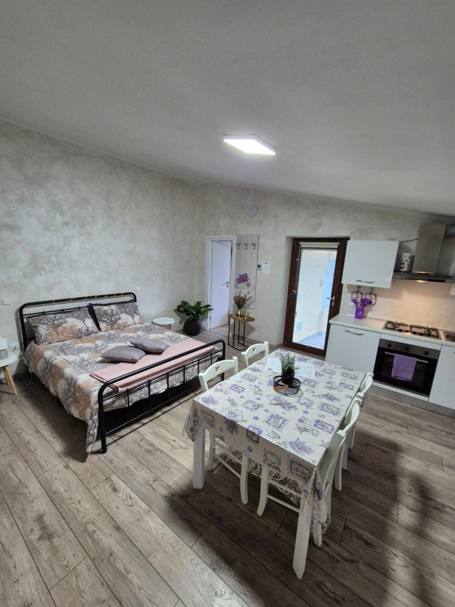 Casa Bat Διαμέρισμα Mantello Δωμάτιο φωτογραφία